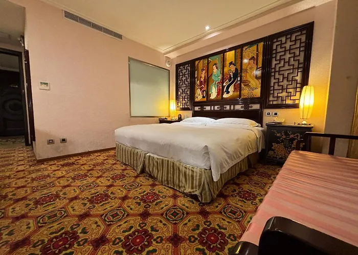 Royal Seasons Hotel Taipei ‧ Nanjing W.